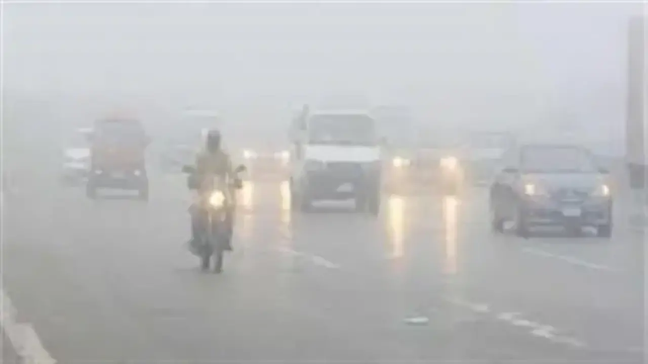 منار غانم تحذر من طقس متقلب وأمطار ورياح مثيرة للرمال غداً